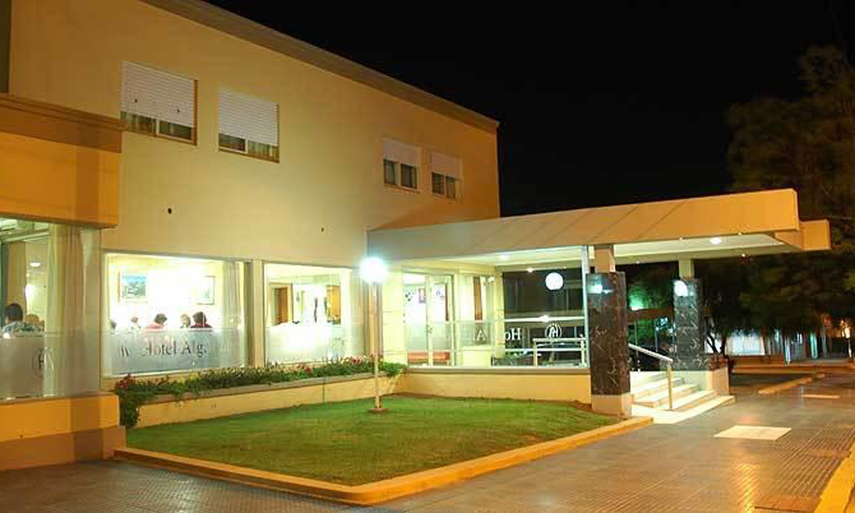 Hotel Algarrobo
